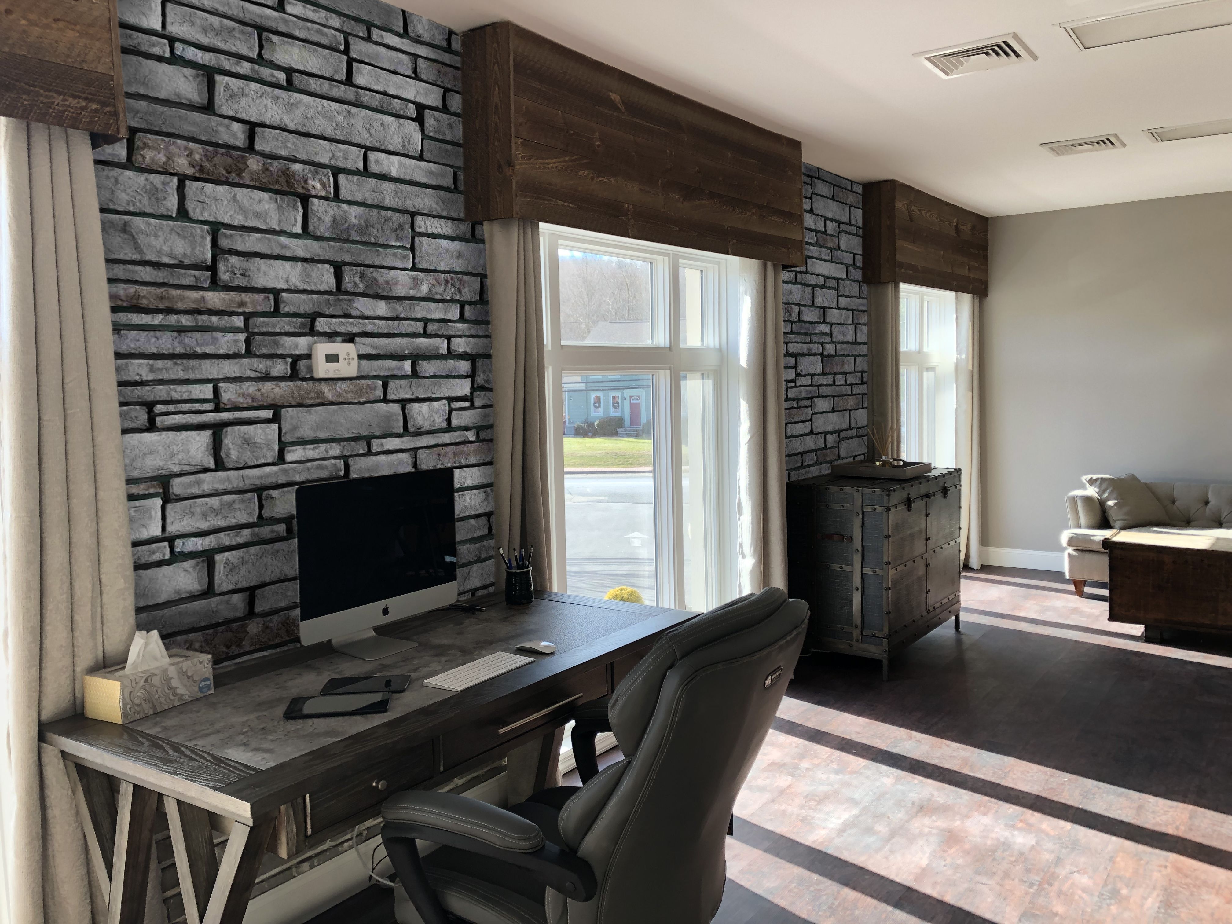 Home office wall with stone veneer and grout color