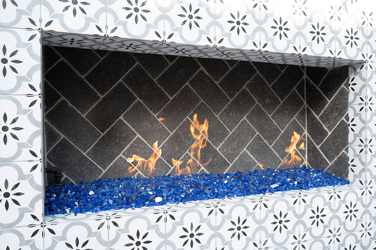 Sapphire Blue Fire Glass 0.5&quot; (20 lb)