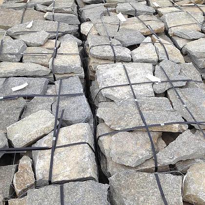 Mountain Ash Granite Sq Shldr 3-5" Select