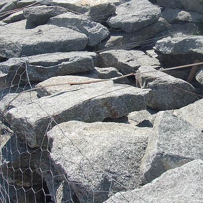 Waterwashed Mountain Ash Granite 4&quot; Minus Patio
