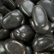 Piedra Black Polished Pebble 1-2" (40# Bag)